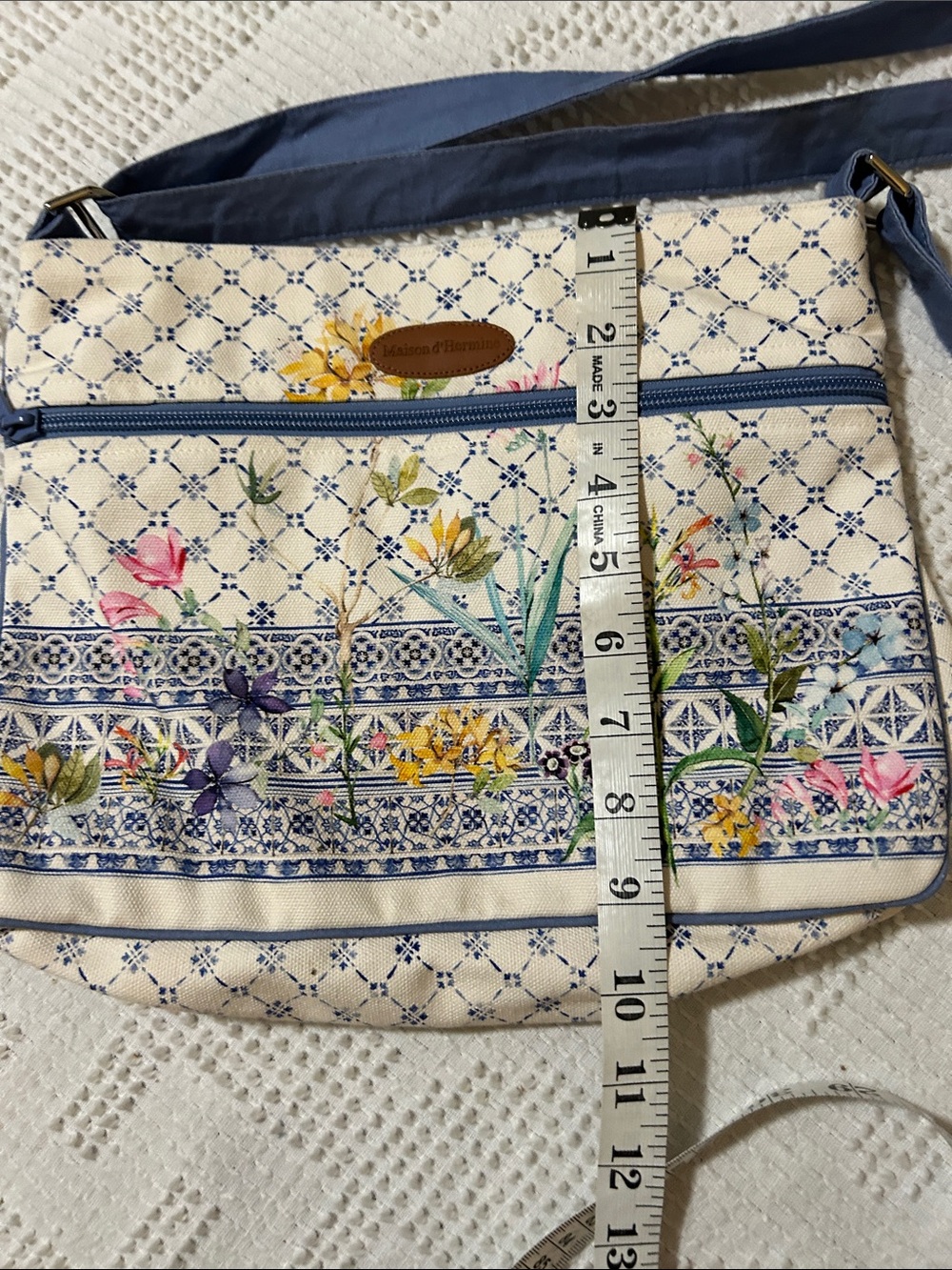 NWT Maison d’Hermine Floral Pattern Crossbody Shoulder Bag in Blue and Cream - Picture 5 of 7